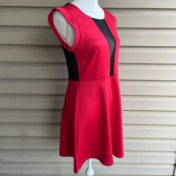 •Rhapsody• Red Dress with Mesh Insert and Back - Size Large - Picture 3 of 7